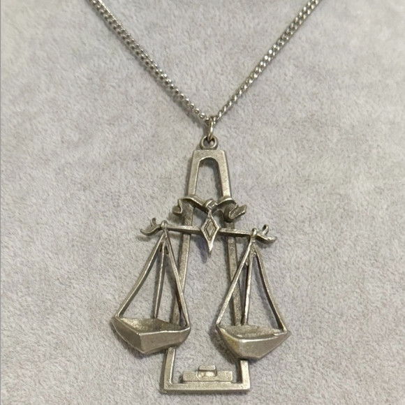LIBRA Astrology Zodiac October Scale Vintage Necklace Long Pewter Pendent Silver - Picture 3 of 8